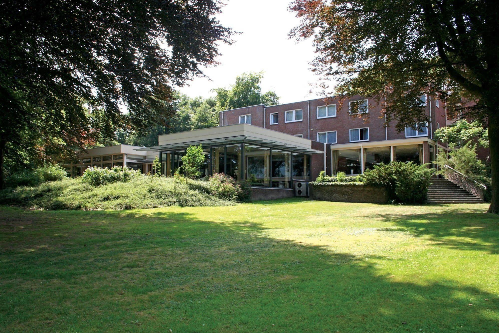 Fletcher Hotel-Restaurant Paasberg โลเคม ภายนอก รูปภาพ