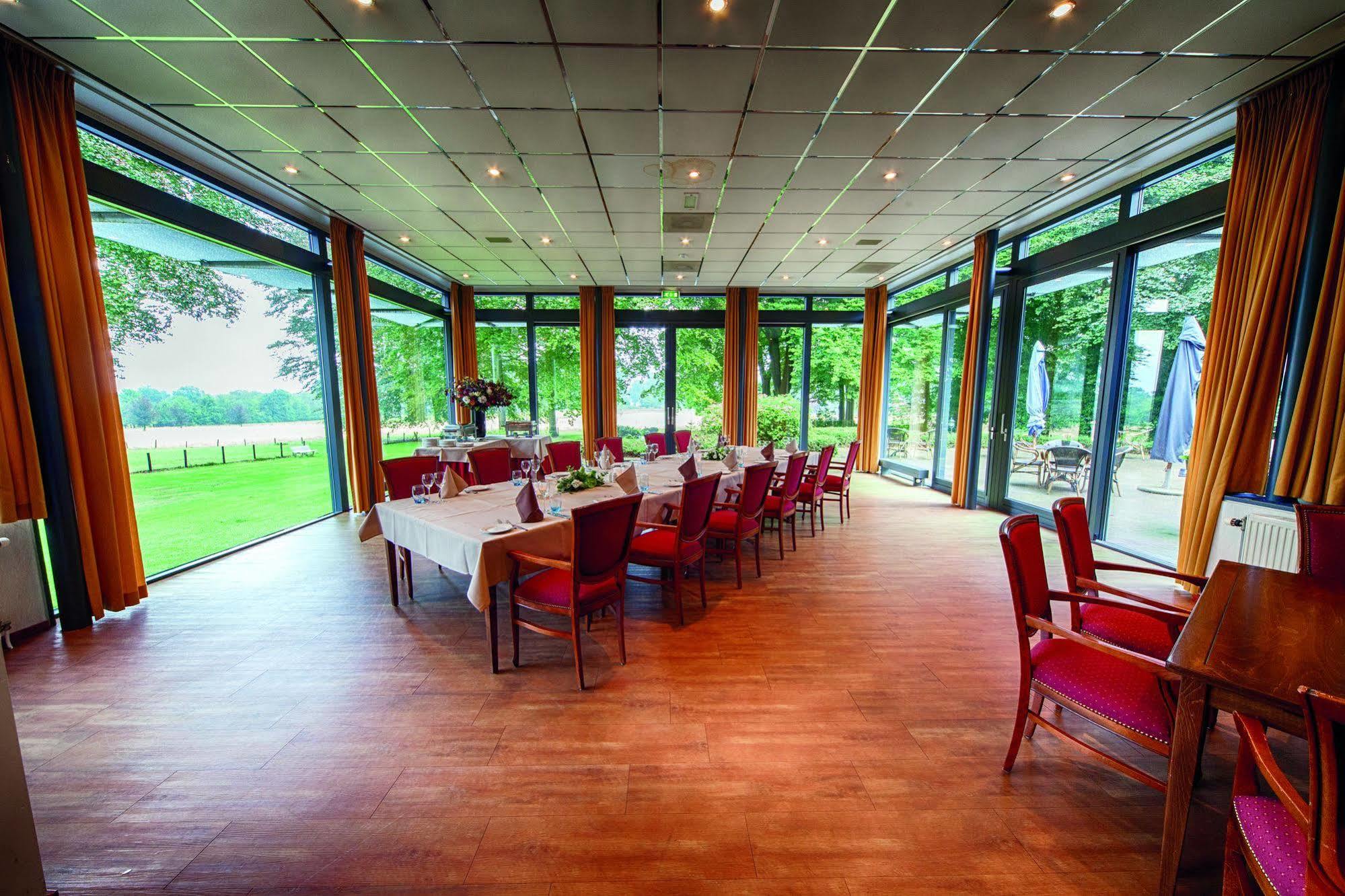 Fletcher Hotel-Restaurant Paasberg โลเคม ภายนอก รูปภาพ